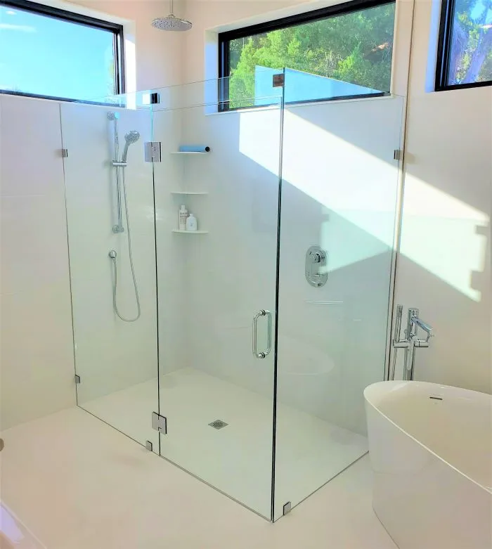 Frameless Glass Shower with a Beautiful Modern Look